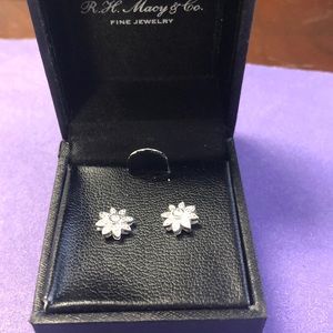 Diamond chipped stud earrings
